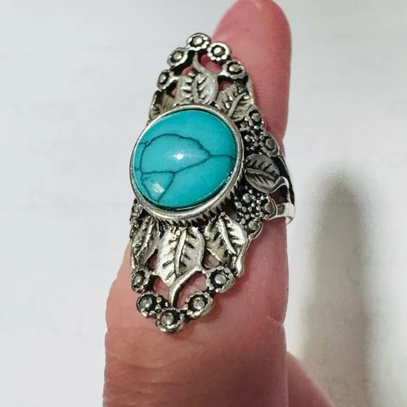 Antique Silver Ring with Turquoise Stone Size 7 - Picture 2 of 3